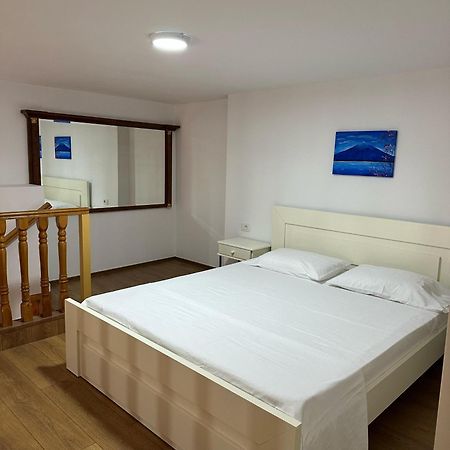 Holiday Apartment Bido Sarandë Exterior foto